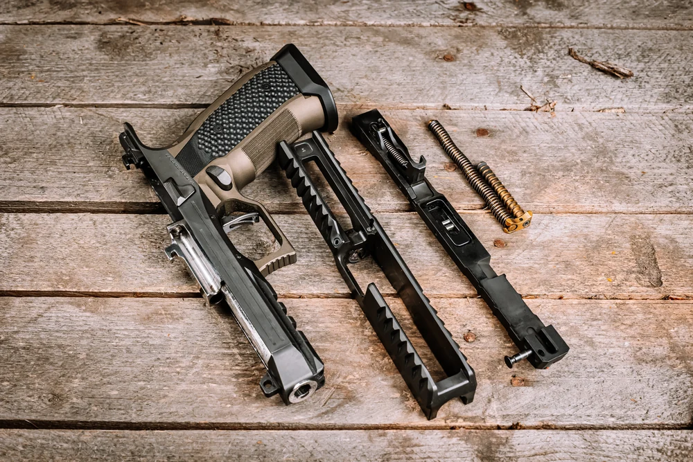 Konstrukcja i założenia techniczne pistoletu Laugo Arms Alien 10 Laugo Arms Alien